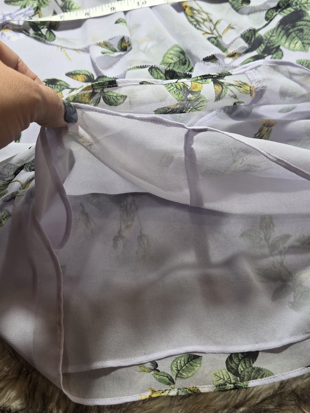 White House Black Market Floral Ruffle Blouse - Picture 10 of 11